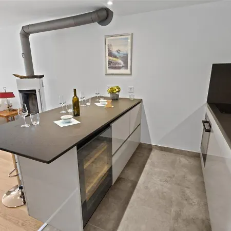 Διαμέρισμα Renove, Grand Balcon, 10min Des Pistes Κρανς Μοντάνα